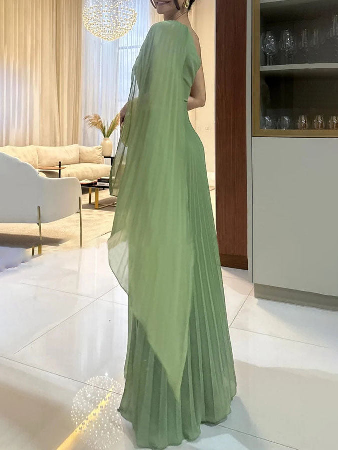 Chic and Flowing Pleated Off-Shoulder Maxi Dress