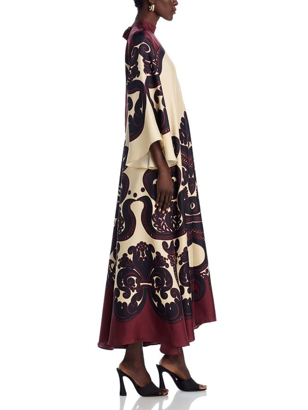 Effortless Elegance: Stunning Grenadilla-Print Maxi Dress
