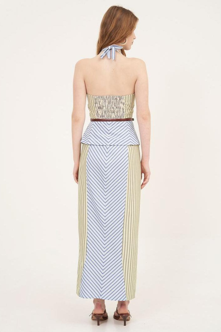 Cadre Élégant Skirt Set — Chic Frame, Modern Silhouette