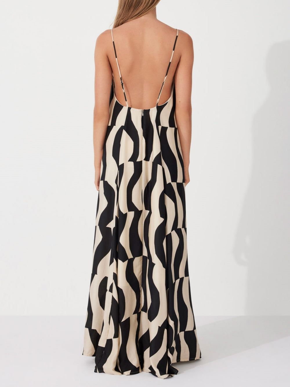 Effortless Relaxed-Fit Maxi Dress with Scooped Back