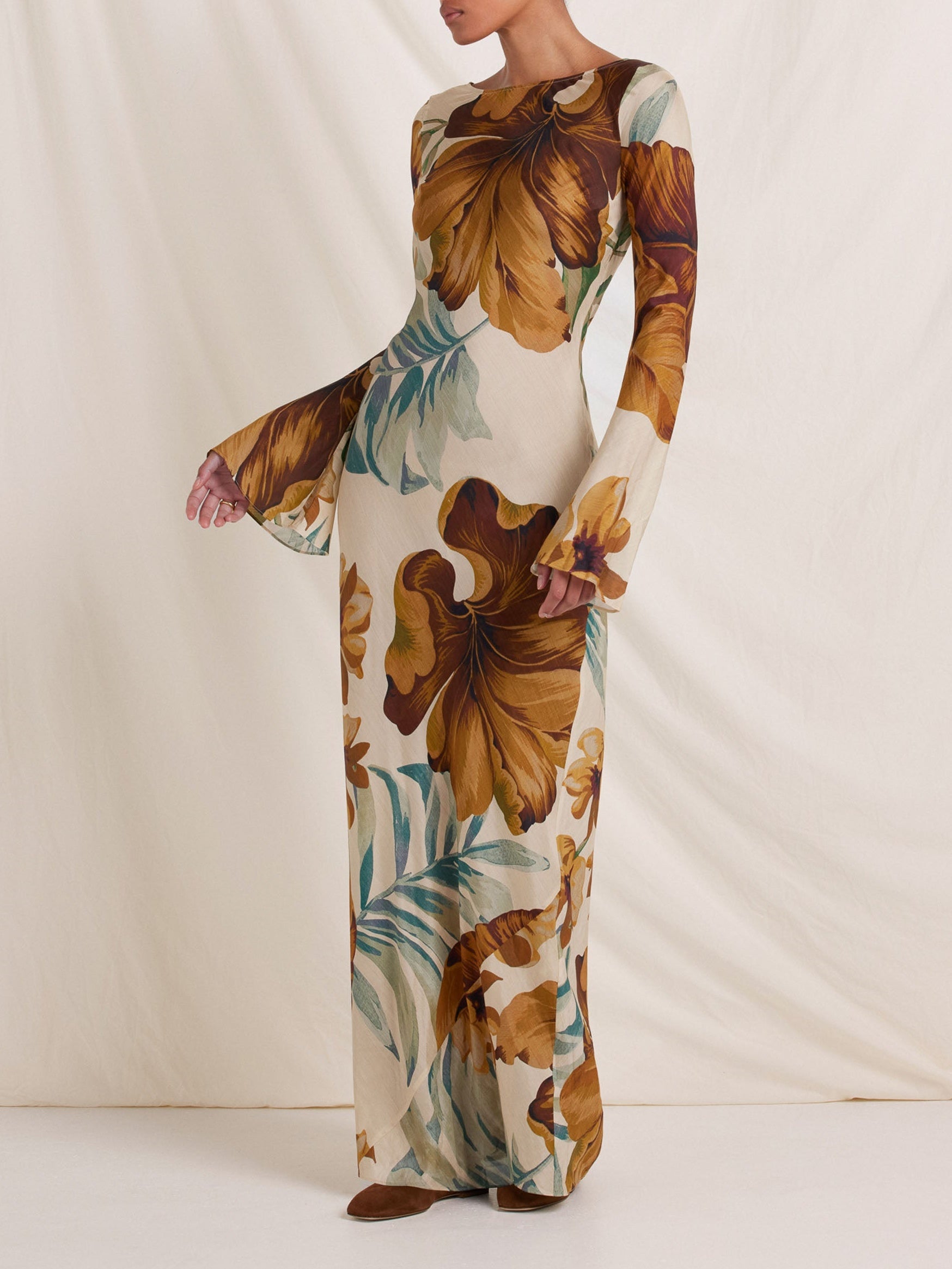 Elegant Maxi Dress with Hand-Drawn Botanical Motifs
